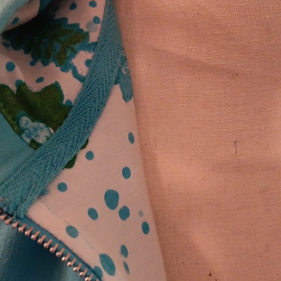 🩵🩵🌼🌼adorable summer hoodie. When the sun drops at the beach euc %100 cotton - Picture 3 of 10